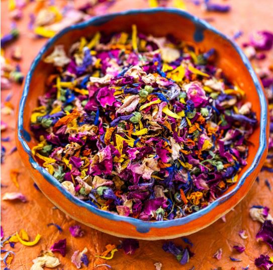 Edible ‘Over the Rainbow’ Natural Dried Flower Petal Mix – Yellow and Orange Marigold, Red and Pink Rose, Blue Cornflower, Purple Mallow – Food Grade – Edible – Culinary